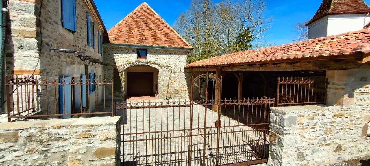 Apartmán Entre Galets Sauveterre-de-Bearn Exteriér fotografie