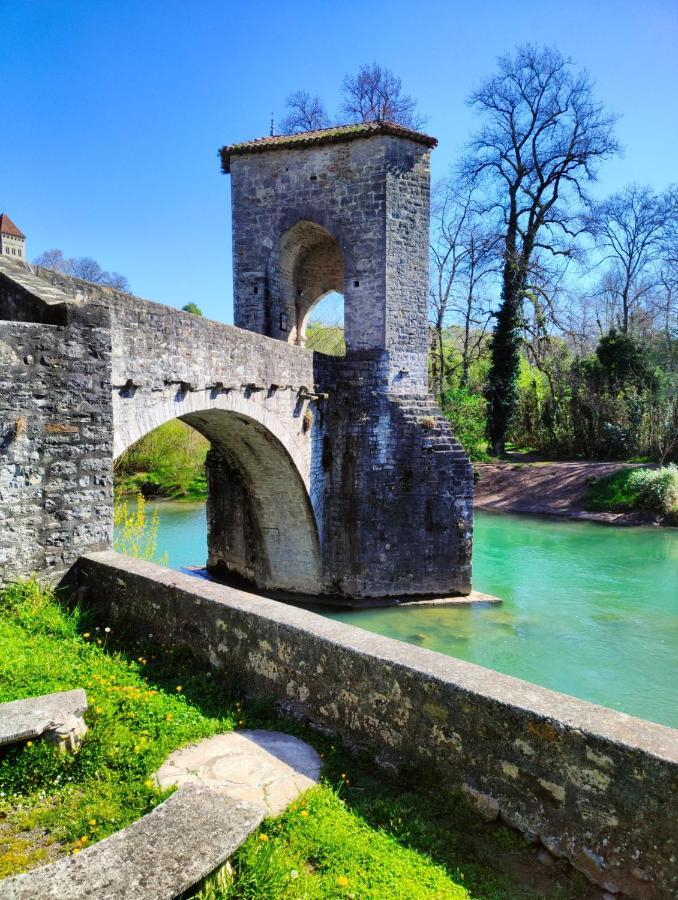 Apartmán Entre Galets Sauveterre-de-Bearn Exteriér fotografie